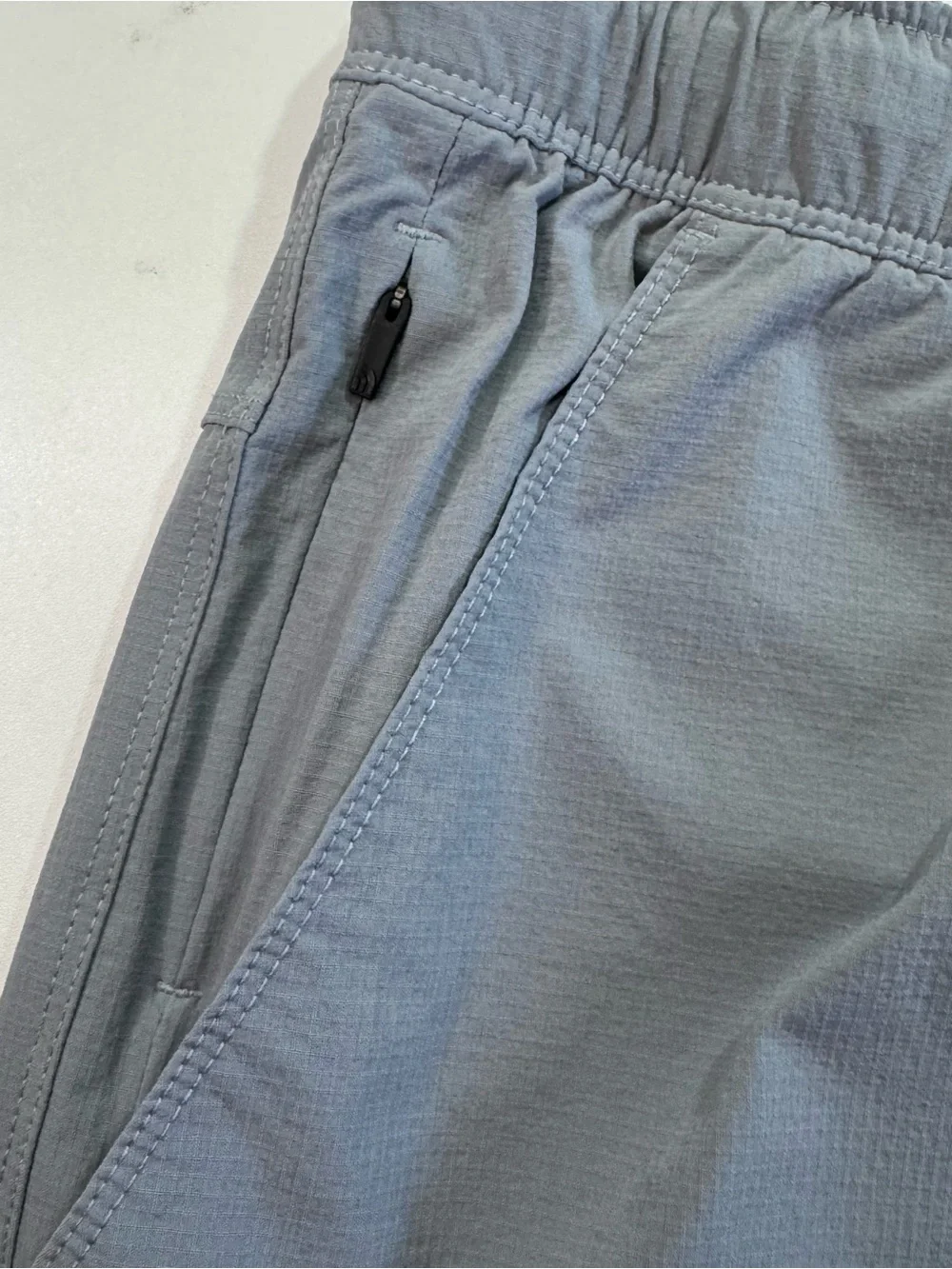 The North Face Summit Series Pacesetter Shorts Men's Small Gray Running Hiking